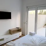 Hotel Maresol Accommodation Apartman Shëngjin